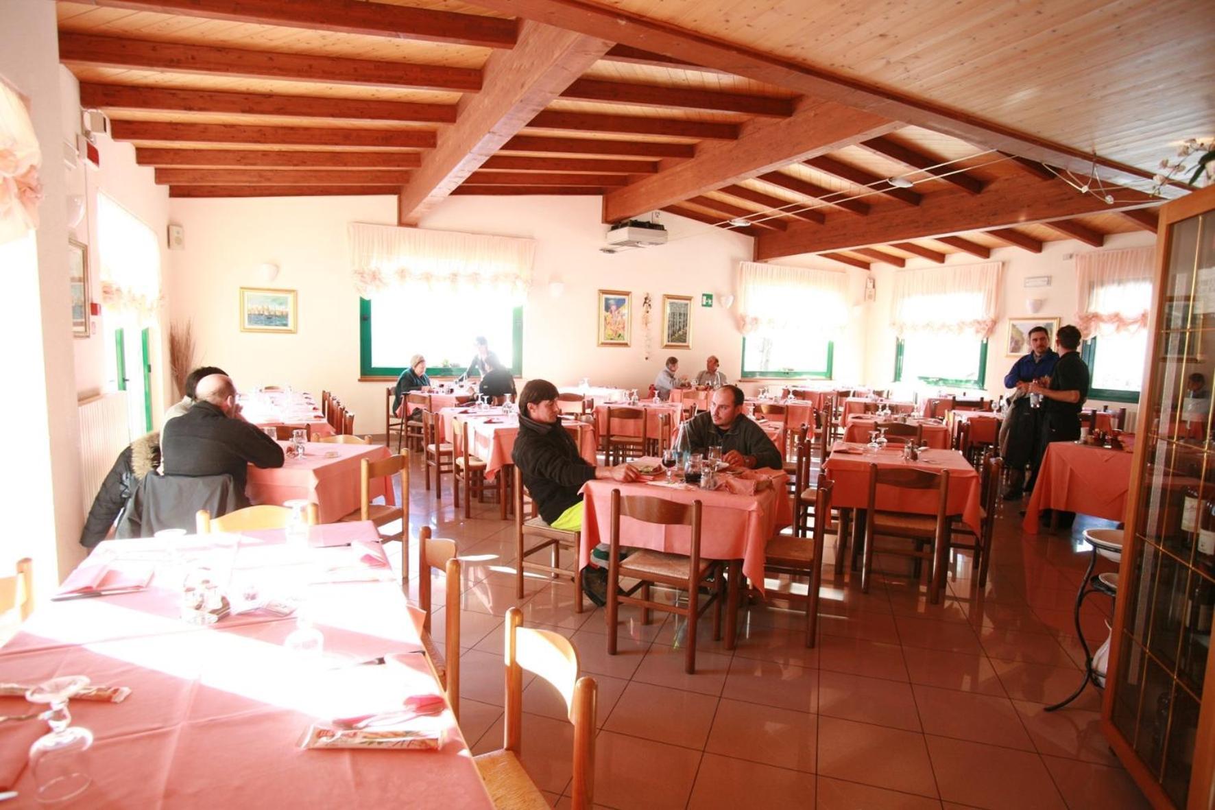 Hotel Torre Sondalo Bagian luar foto