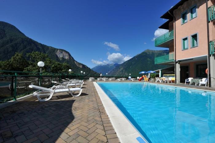 Hotel Torre Sondalo Bagian luar foto