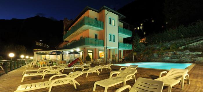 Hotel Torre Sondalo Bagian luar foto