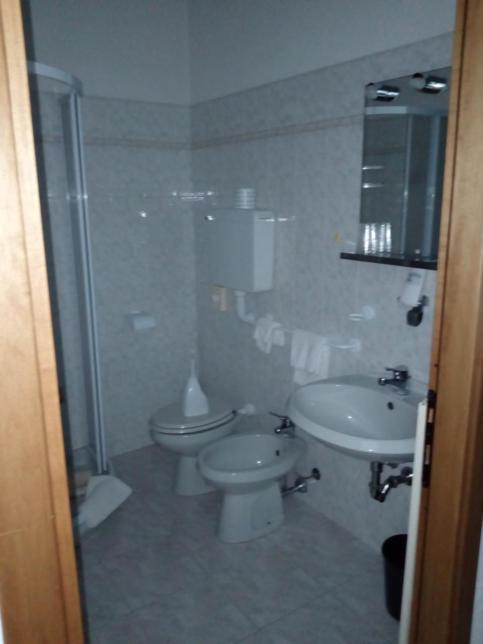 Hotel Torre Sondalo Bagian luar foto