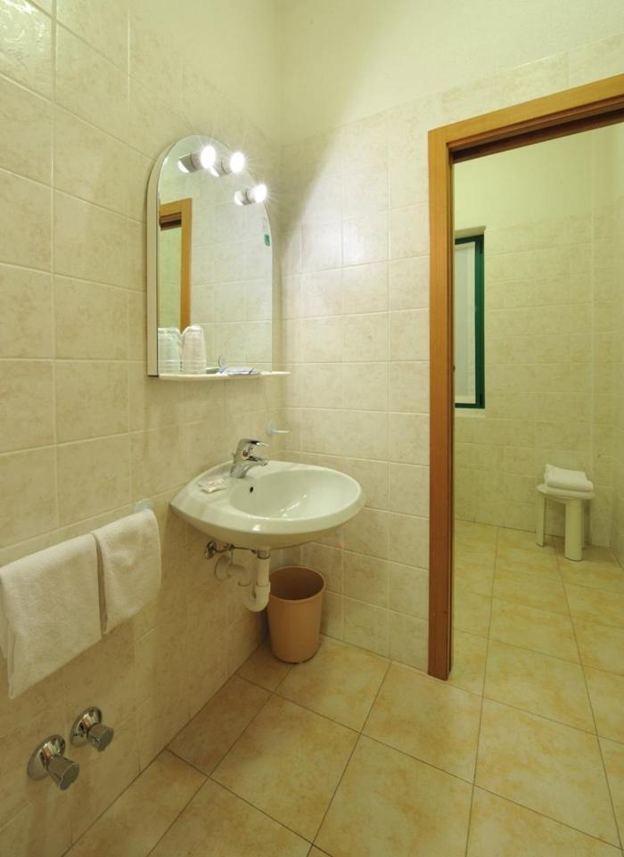Hotel Torre Sondalo Bagian luar foto